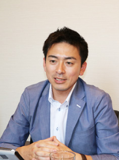 三鍋 明人様